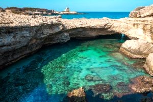 Le meraviglie nascoste del Salento: le grotte più belle della regione