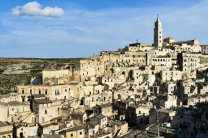 Rudiae-la-citta-di-Ennio-visita-guidata-con-servizio-LIS-al-Parco-Archeolo