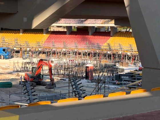 Incidente sul cantiere dello stadio di Lecce: un operaio ferito alla testa