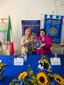 Il Salento in festa: 10 anni di amicizia e servizio per l'Inner Wheel Club Tr...